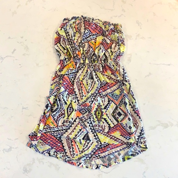 Billabong Dresses & Skirts - Billabong Strapless summer dress
